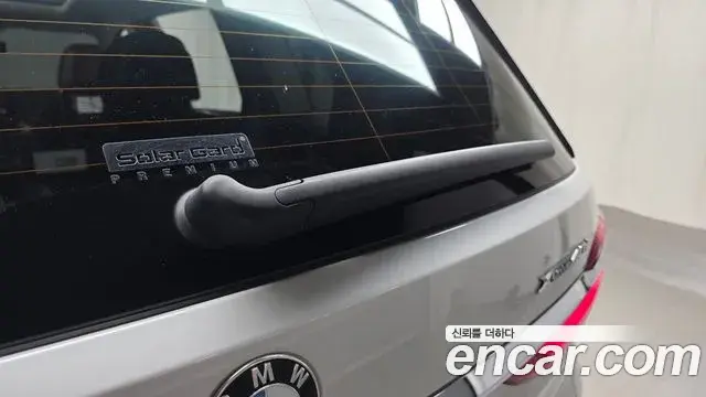 BMW X7 2021 — Photo 15/34