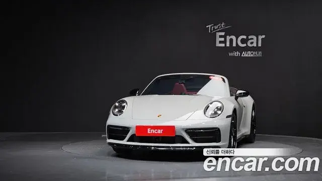 Porsche 911 2022 — ფოტო 4/31