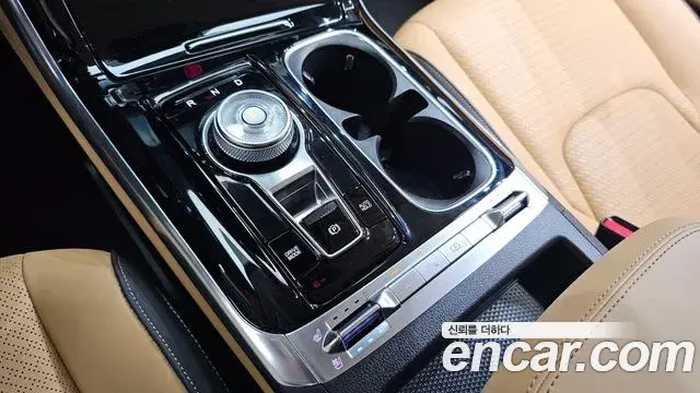 Kia Carnival 2022 — Фото 9/20