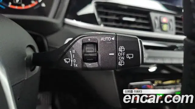 BMW X1 2022 — Şəkil 30/33