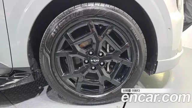 Kia Carnival 2025 — ფოტო 34/41