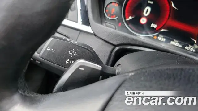 BMW 4 Series 2019 — Şəkil 11/32