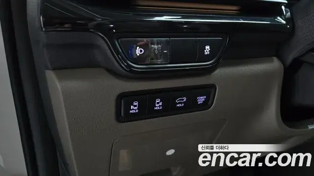 Kia Carnival 2024 — Şəkil 2/33