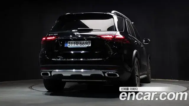 Mercedes-Benz GLE-Class 2025 — ფოტო 12/30