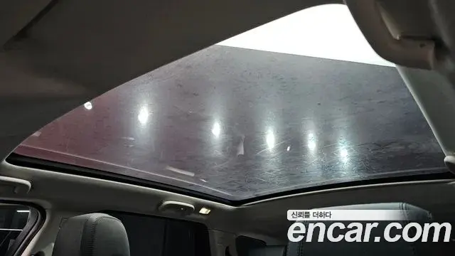 Land Rover Discovery Sport 2020 — Photo 18/35