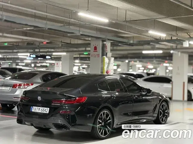 BMW 8 Series 2023 — ფოტო 10/10