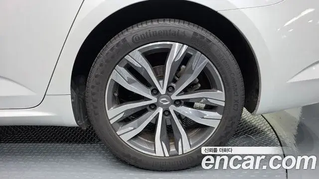 Renault Samsung SM6 2021 — ფოტო 29/33