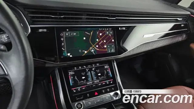 Audi Q7 2021 — Фото 12/20