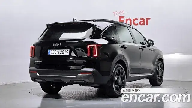 Kia Sorento 2024 — Фото 2/20