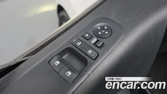 Hyundai Staria 2022 — Фото 12/20