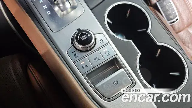 Genesis G70 2018 — ფოტო 31/35