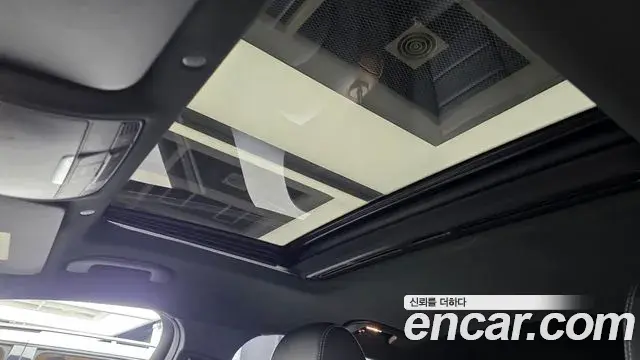 Mercedes-Benz EQC 2020 — ფოტო 3/35