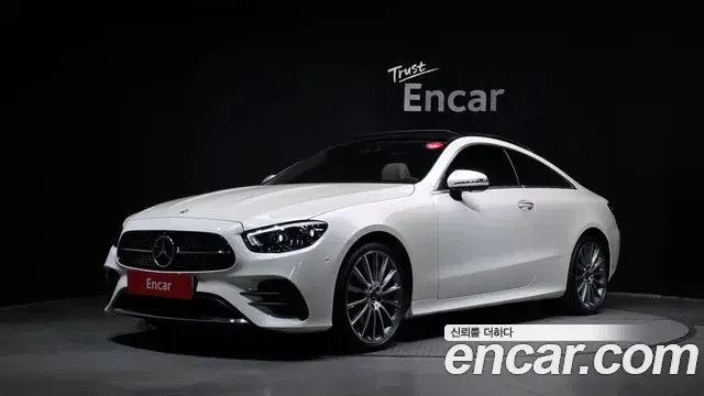Mercedes-Benz E-Class 2021 — Фото 1/20