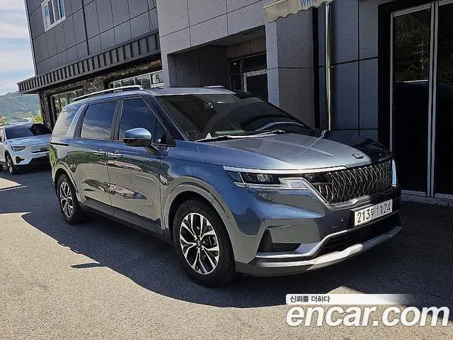 Kia Carnival 2021 — Фото 18/18