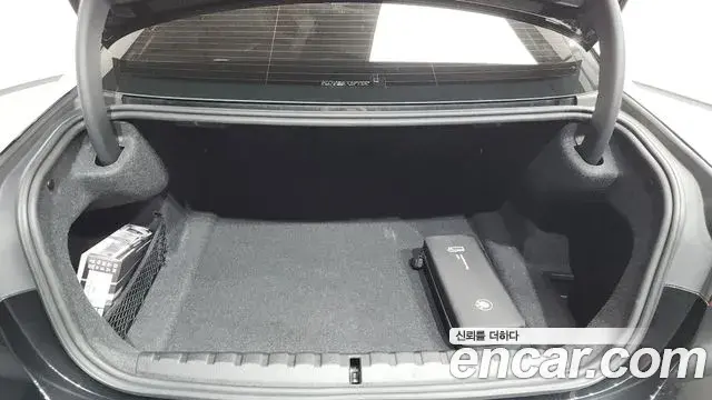 BMW 4 Series 2025 — Photo 11/20
