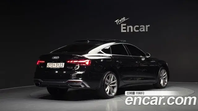 Audi A5 2020 — ფოტო 4/20
