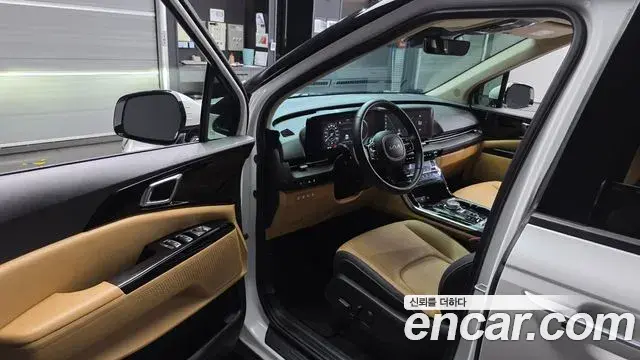 Kia Carnival 2022 — Photo 10/20
