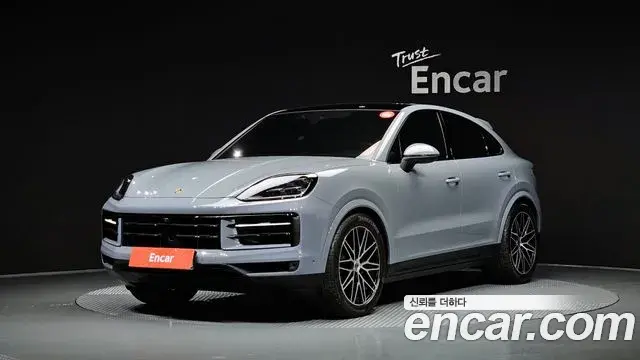 Porsche Cayenne 2024 — ფოტო 4/38