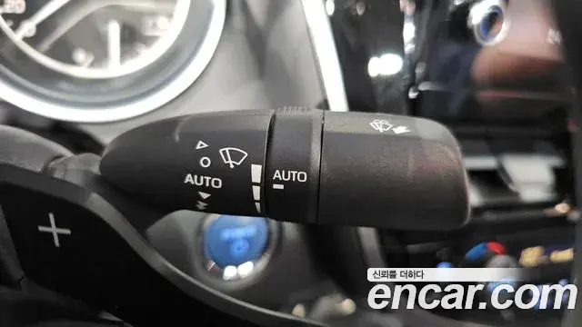 Toyota Camry 2024 — Photo 12/31