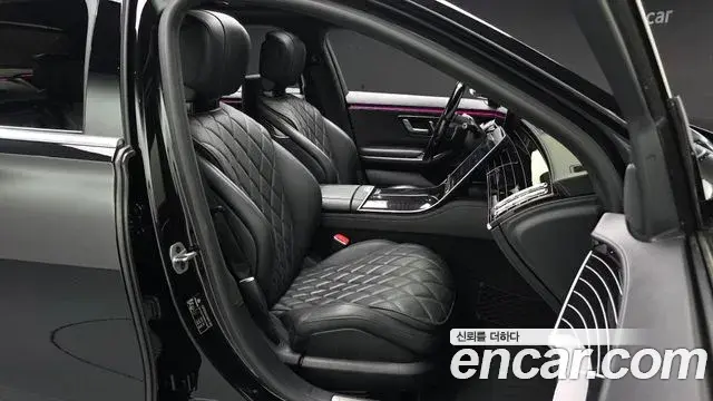 Mercedes-Benz S-Class 2023 — ფოტო 22/31