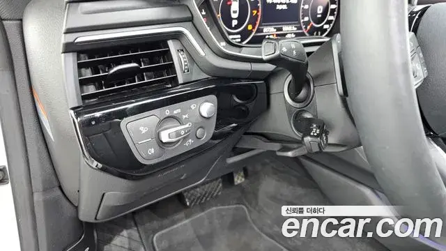 Audi A5 2019 — ფოტო 29/32