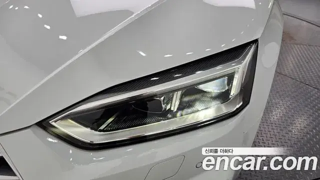 Audi A5 2019 — ფოტო 32/32