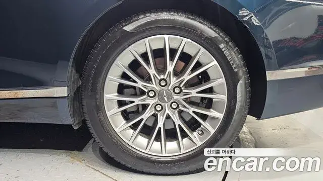 Genesis G80 2021 — ფოტო 10/35