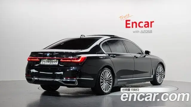 BMW 7 Series 2019 — Фото 2/20