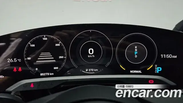 Porsche Taycan 2021 — ფოტო 15/34