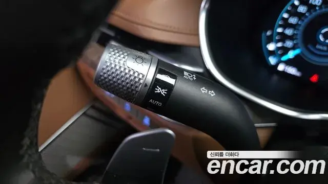 Genesis G80 2023 — ფოტო 3/42