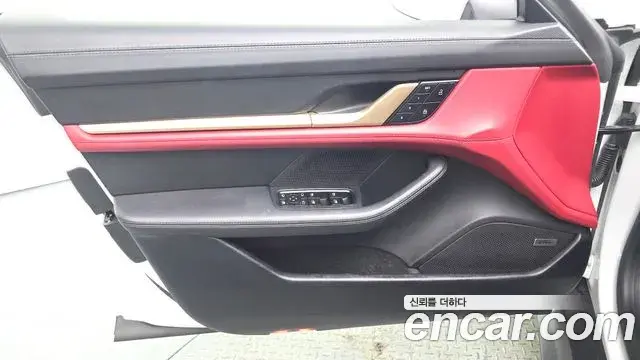Porsche Taycan 2024 — Şəkil 26/35