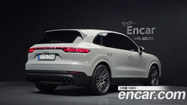 Porsche Cayenne 2022 — Şəkil 8/34
