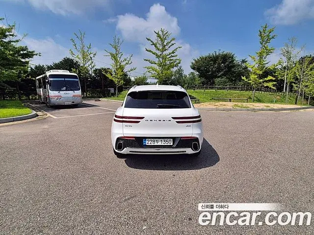 Genesis GV70 2023 — Şəkil 11/19