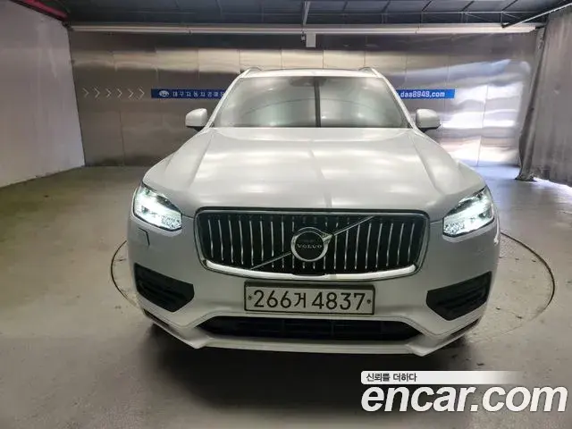 Volvo XC90 2019 — ფოტო 7/20