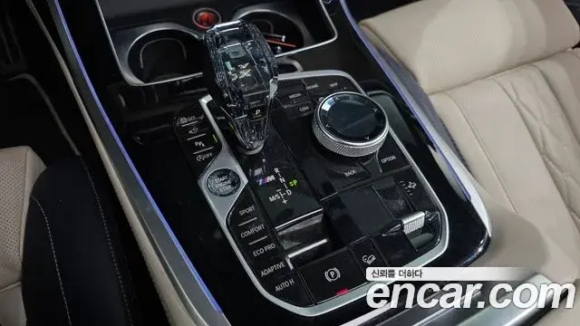 BMW X7 2020 — Фото 9/20