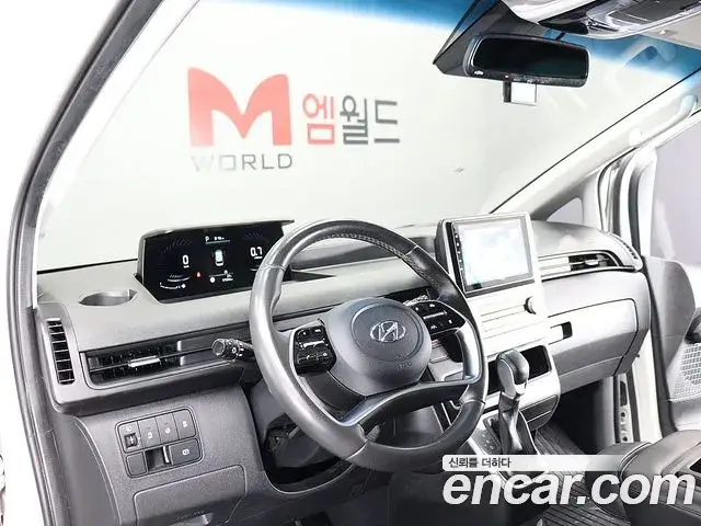 Hyundai Staria 2021 — Фото 4/20