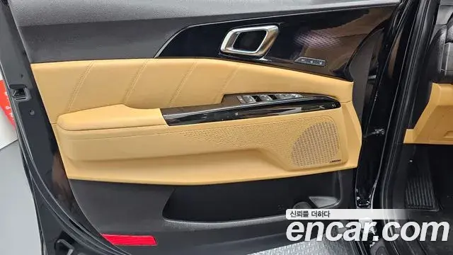 Kia Carnival 2021 — Şəkil 7/40