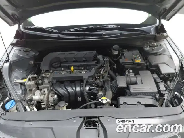 Hyundai Avante 2020 — Şəkil 6/20
