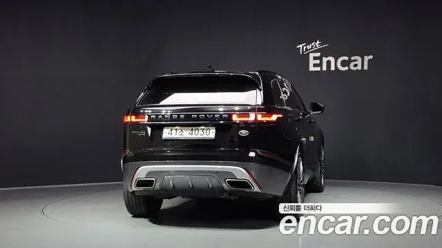 Land Rover Range Rover Velar 2019 — Photo 5/20