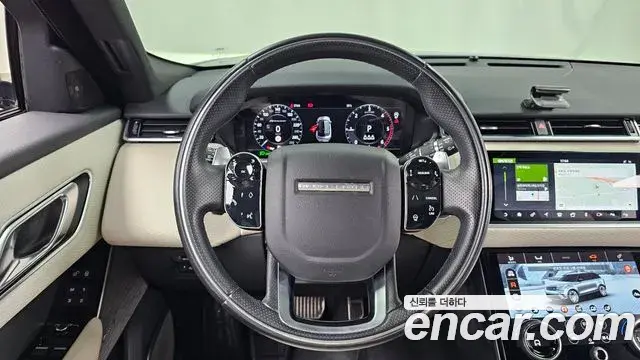 Land Rover Range Rover Velar 2019 — Photo 9/20