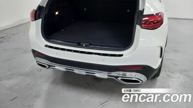 Mercedes-Benz GLC-Class 2024 — Фото 11/20