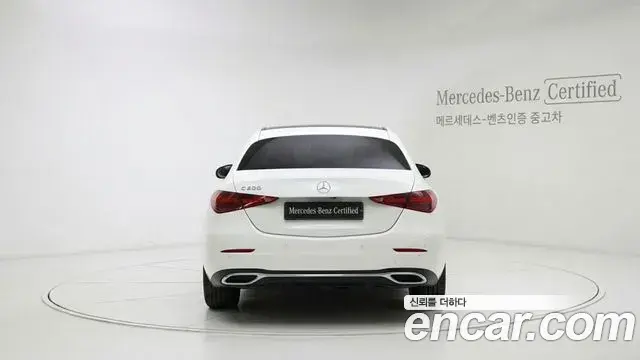 Mercedes-Benz E-Class 2024 — ფოტო 11/12
