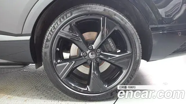 Genesis GV80 2025 — Şəkil 30/36
