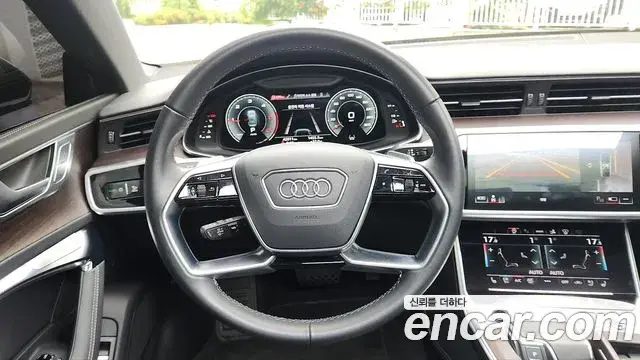 Audi A7 2023 — Фото 13/20