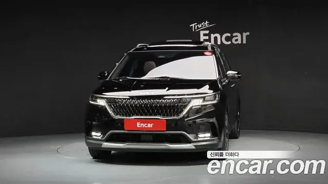 Kia Carnival 2022 — Photo 1/20