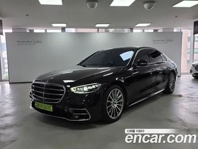 Mercedes-Benz S-Class 2021 — Photo 10/17