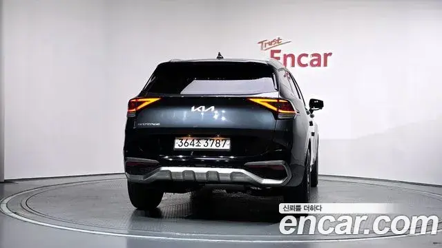 Kia Sportage 2022 — Фото 4/20
