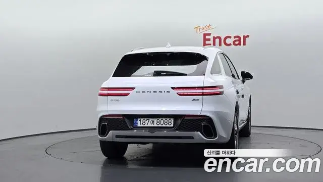 Genesis GV70 2022 — ფოტო 26/35