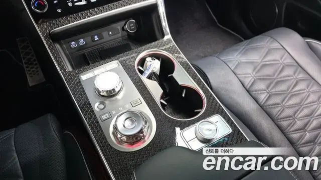 Genesis GV80 Coupe 2024 — Фото 9/20