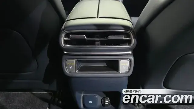 Genesis GV80 Coupe 2024 — Фото 19/20